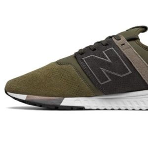 NWT New Balance 247 Luxe Sneaker Shoes M9D